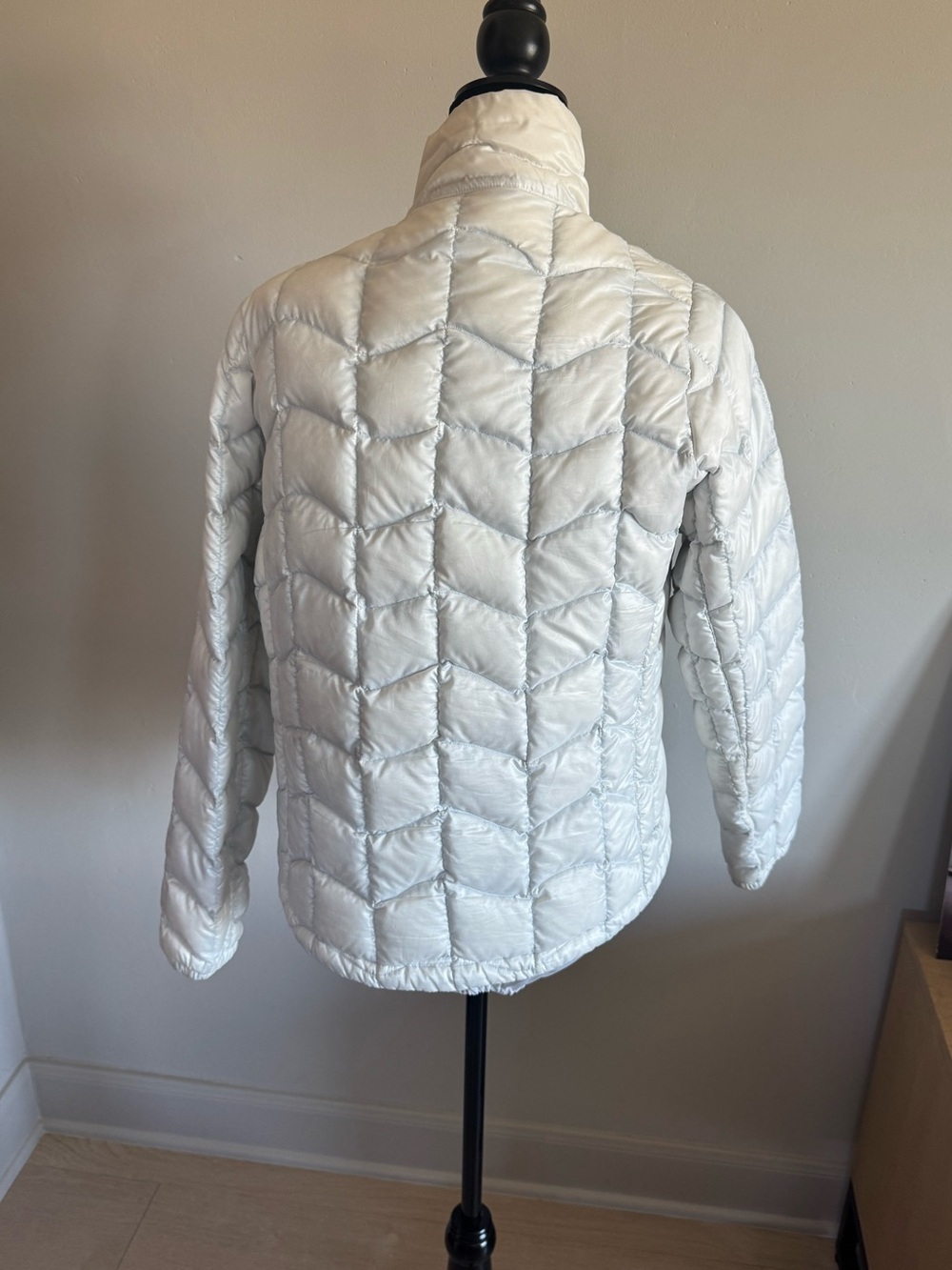 MARMOT down jacket - Picture 4 of 14